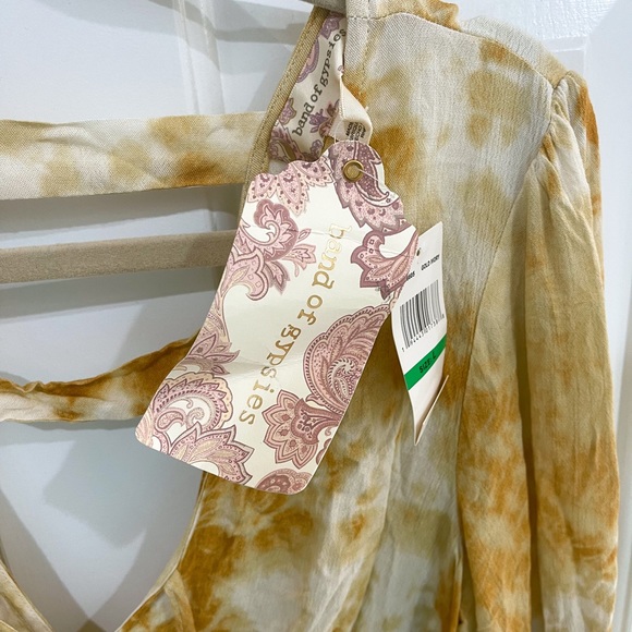 NWT Band of Gypsies Gold Mojave Long Sleeve Mini Dress - Picture 6 of 6